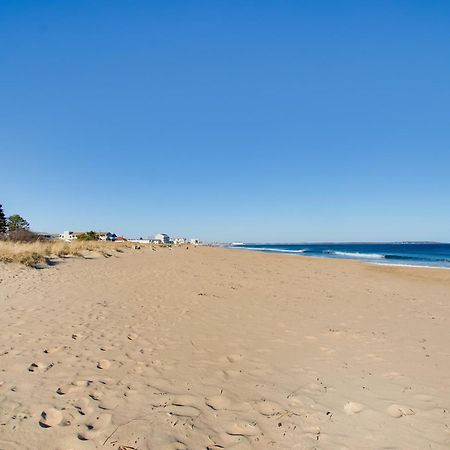 Beachfront Old Orchard Beach Condo With Balcony Екстер'єр фото