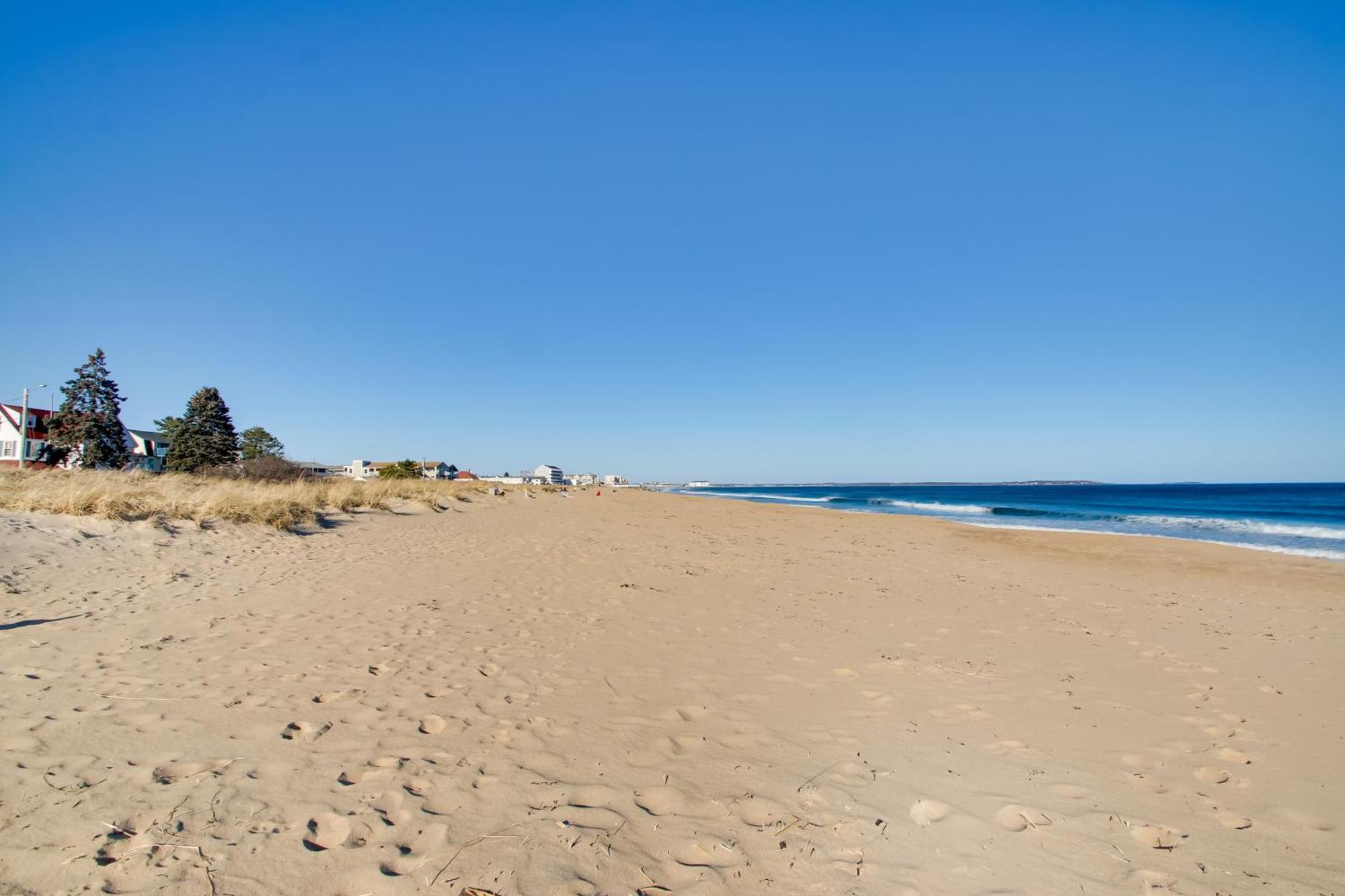 Beachfront Old Orchard Beach Condo With Balcony Екстер'єр фото