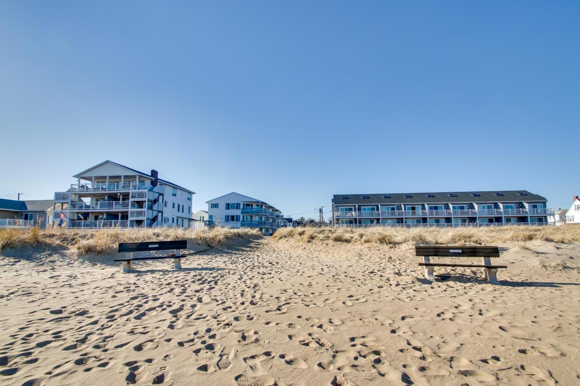 Beachfront Old Orchard Beach Condo With Balcony Екстер'єр фото
