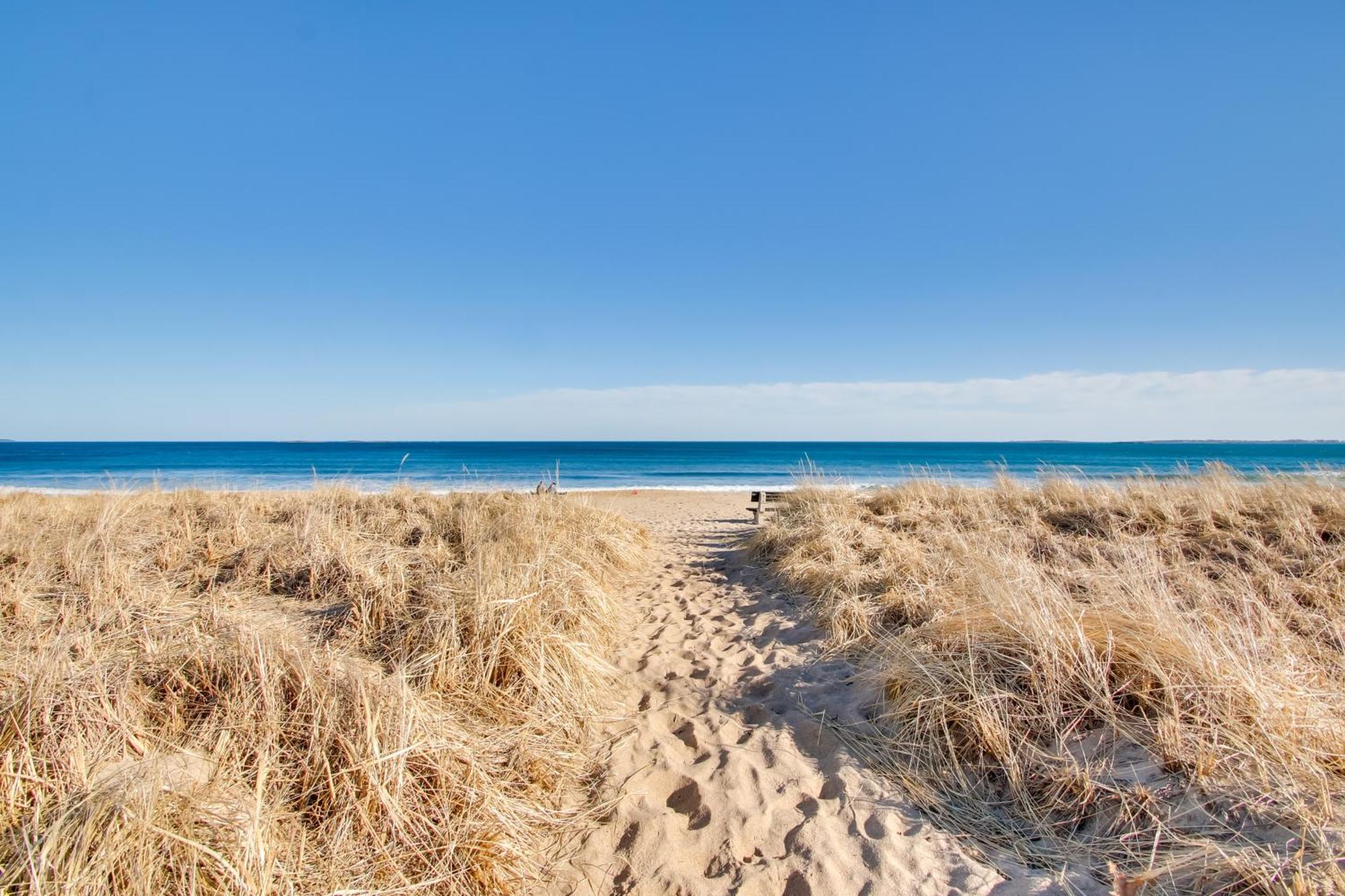 Beachfront Old Orchard Beach Condo With Balcony Екстер'єр фото